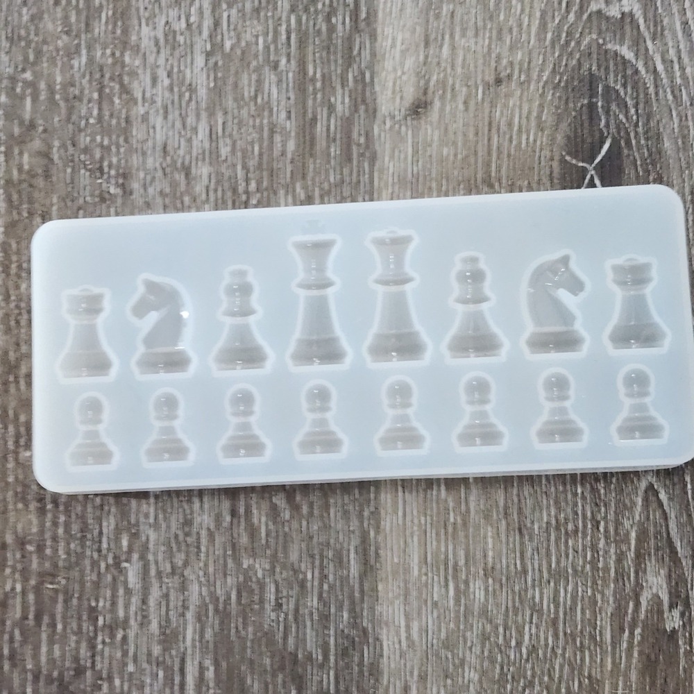 Silicone Chess Piece Mold Resin Casting Tray DIY Craft Supplies Translucent